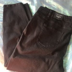 Tahari Plus Size Black Mid-Rise Skinny Jeans - Kelly 24W